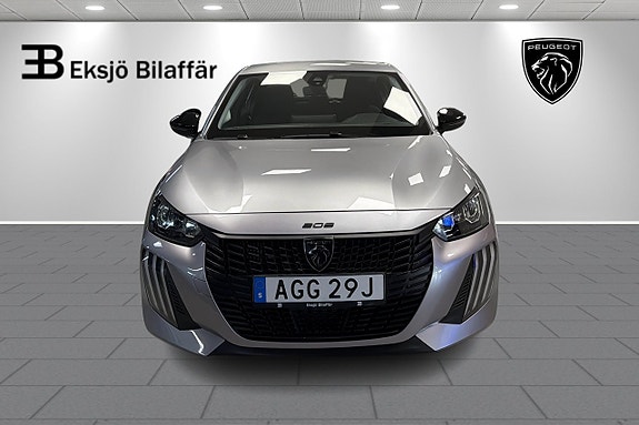 Peugeot 208 2 of 18