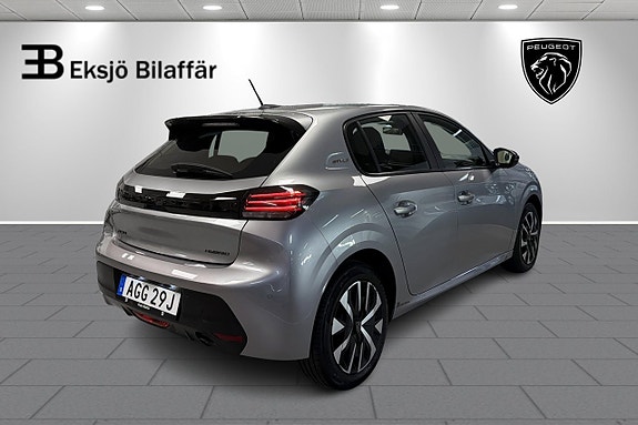 Peugeot 208 5 of 18