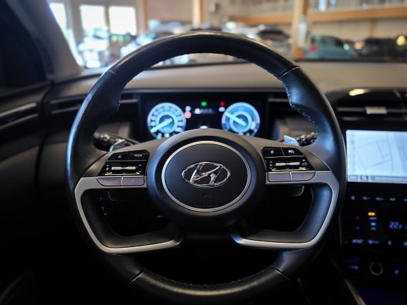 Hyundai Tucson 9 of 14