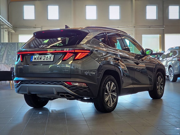 Hyundai Tucson 3 of 14