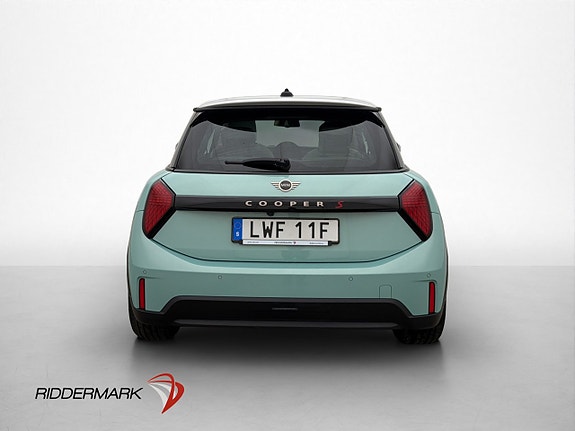 MINI Cooper S 6 of 30