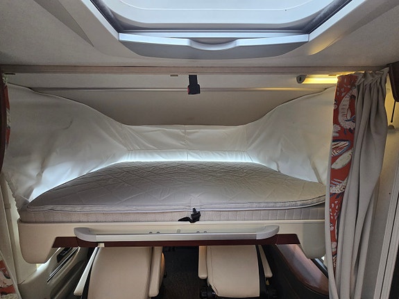 Hymer B 614 SL 6 of 13