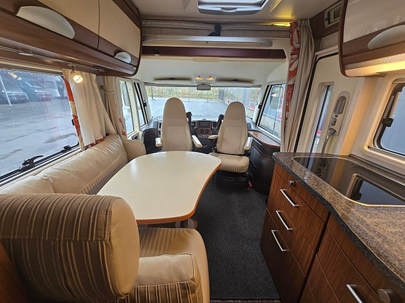 Hymer B 614 SL 3 of 13