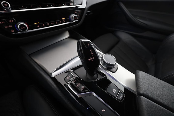 BMW 520d 24 of 30