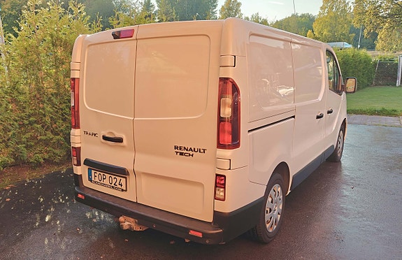 Renault Trafic 3 of 17