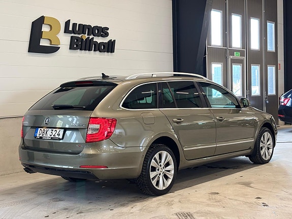 Skoda Superb 7 of 28