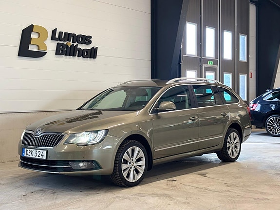 Skoda Superb 2 of 28
