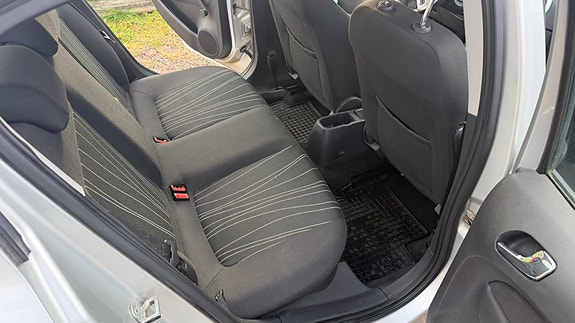 Opel Corsa 7 of 9