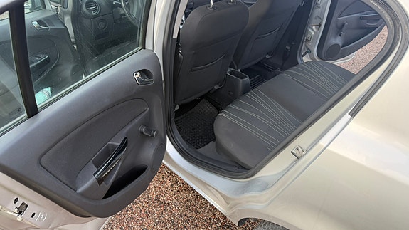 Opel Corsa 5 of 9