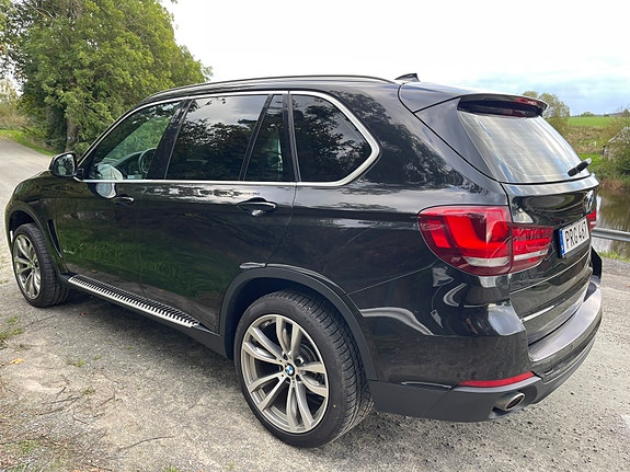 BMW X5 4 of 16