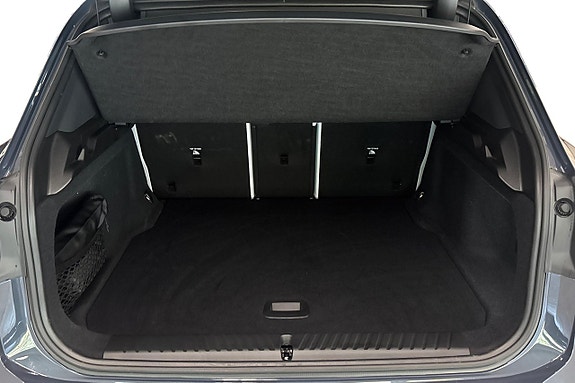 BMW iX3 10 of 19