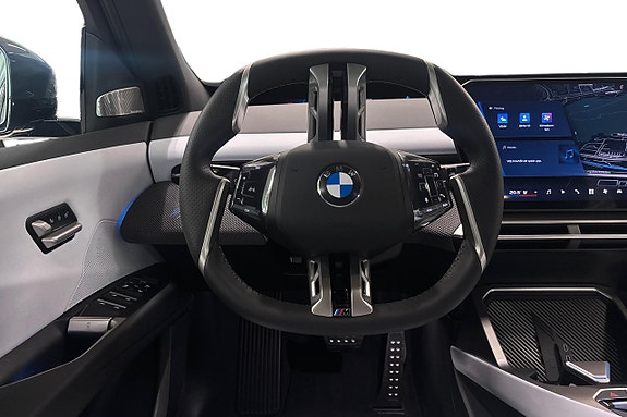 BMW iX3 9 of 19