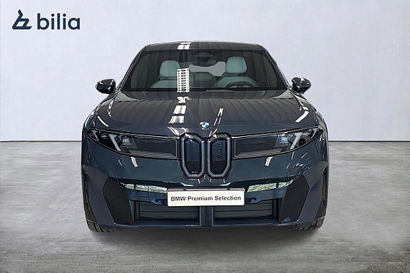 BMW iX3 5 of 19
