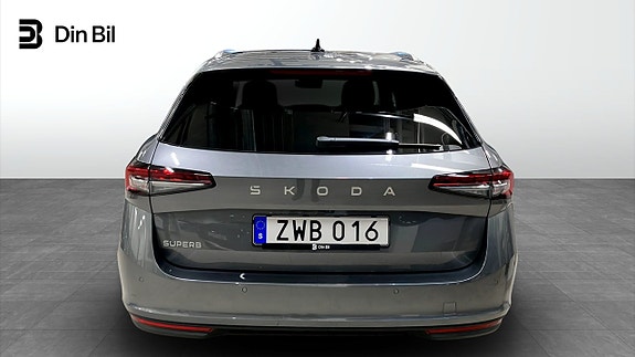 Skoda Superb 5 of 11