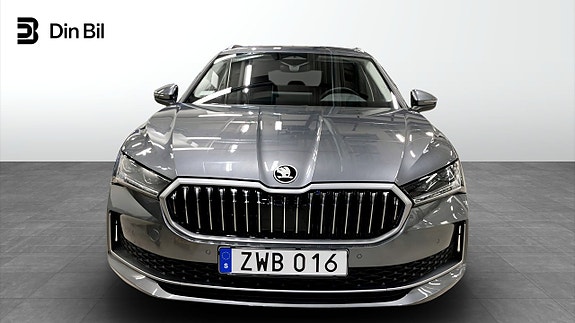 Skoda Superb 4 of 11
