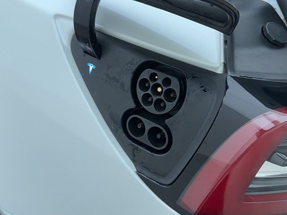 Tesla Model 3 30 of 30