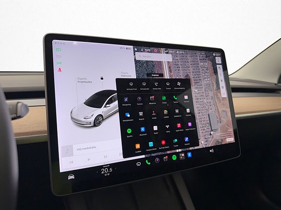 Tesla Model 3 21 of 30