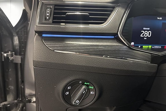 Skoda Superb 19 of 28