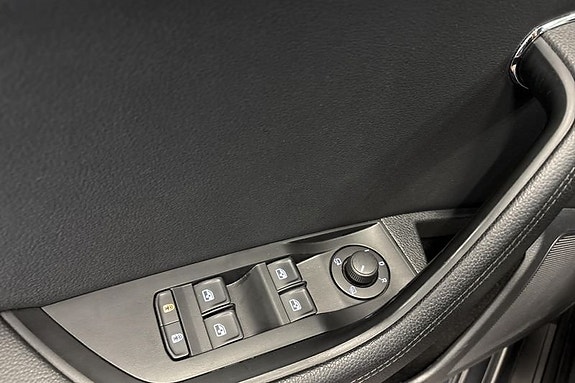 Skoda Superb 24 of 28