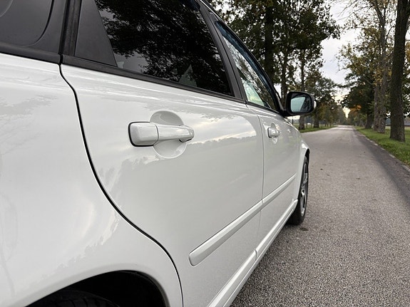 Volvo V50 17 of 25