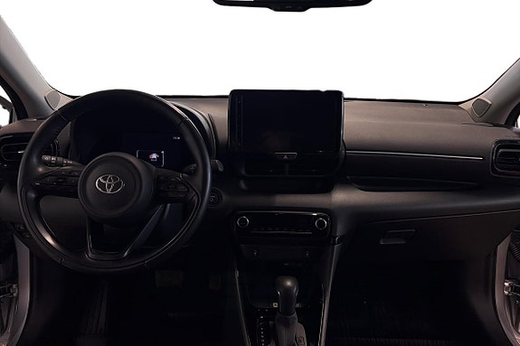 Toyota Yaris 9 of 16