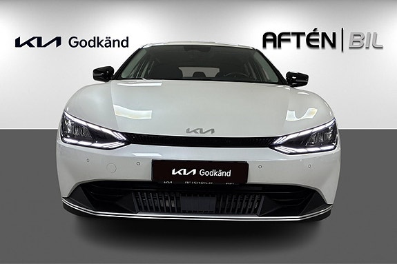 Kia EV6 3 of 26