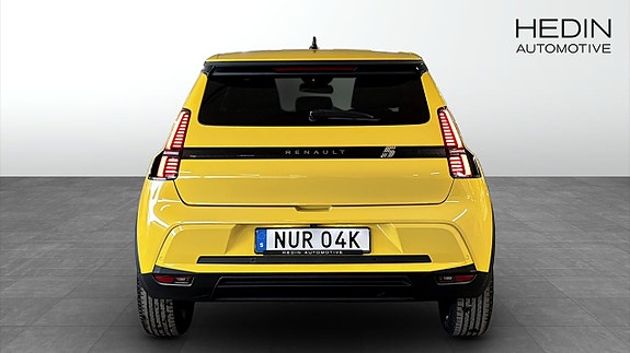 Renault 5 E-Tech 7 of 11