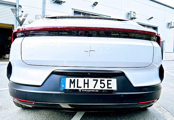 Polestar 4 9 of 25