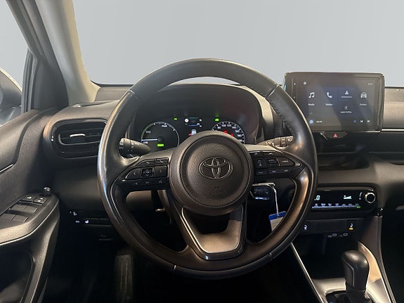 Toyota Yaris 10 of 11