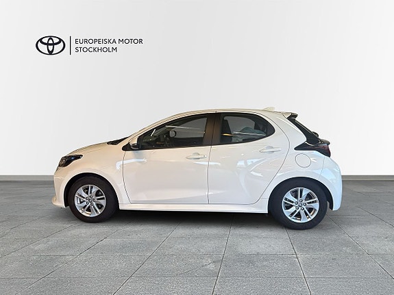 Toyota Yaris 4 of 11