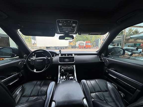 Land Rover Range Rover Sport 7 of 8