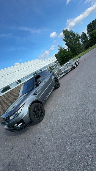 Land Rover Range Rover Sport 5 of 8