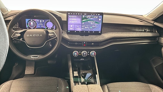 Skoda Superb 7 of 9