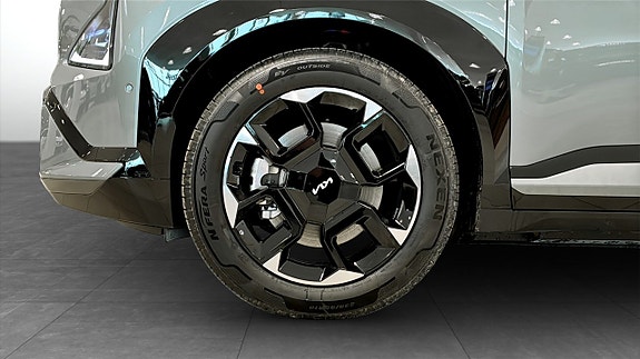 Kia EV5 11 of 19