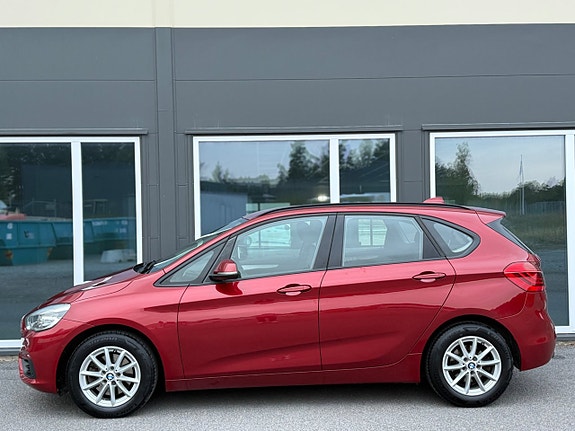 BMW 218i 17 of 30