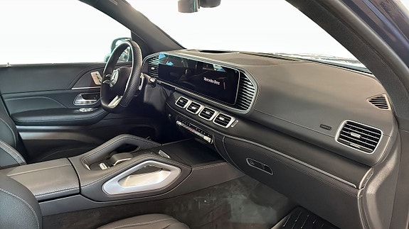Mercedes-Benz GLS450 d 3 of 9