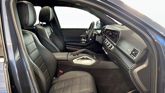 Mercedes-Benz GLS450 d 4 of 9