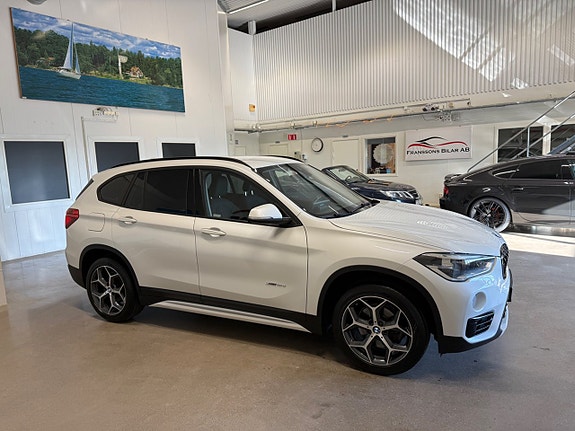 BMW X1 9 of 21