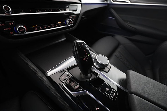 BMW 520d 25 of 30