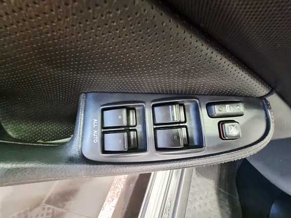 Toyota Avensis 14 of 25