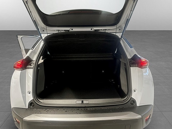 Peugeot 2008 8 of 14