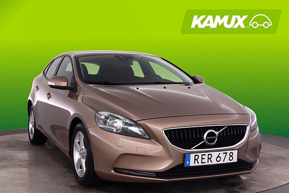 Volvo V40 8 of 18
