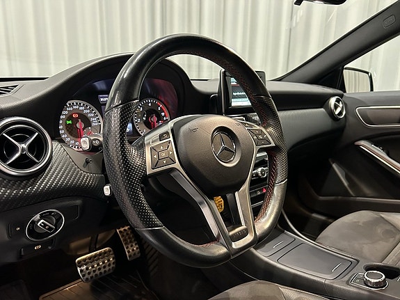Mercedes-Benz A180 7 of 12