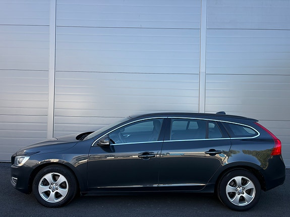Volvo V60 22 of 25