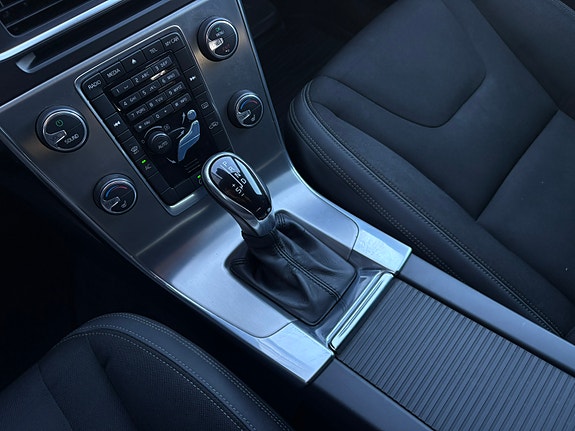 Volvo V60 15 of 25