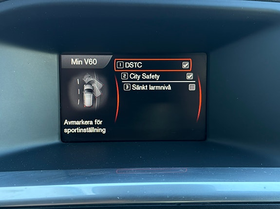 Volvo V60 17 of 25