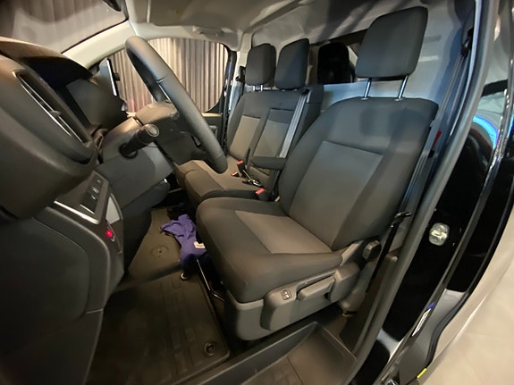 Opel Vivaro 4 of 30