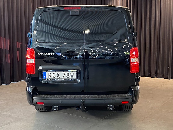 Opel Vivaro 2 of 30