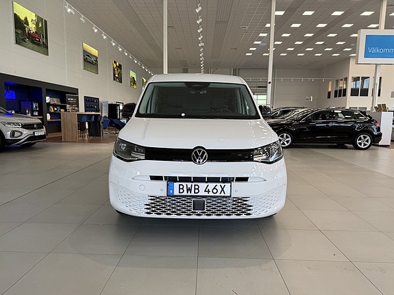 Volkswagen Caddy Maxi 2 of 24
