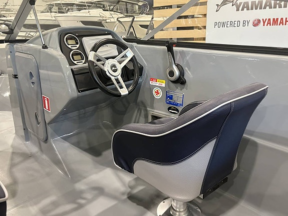 Yamarin Cross 63 BR i nyskick! Nyservad Yamaha F115 4-takt 5 of 9